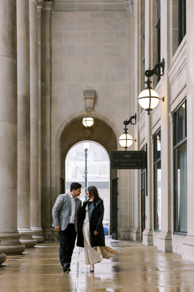A romantic winter engagement session at Chicago's Union Station