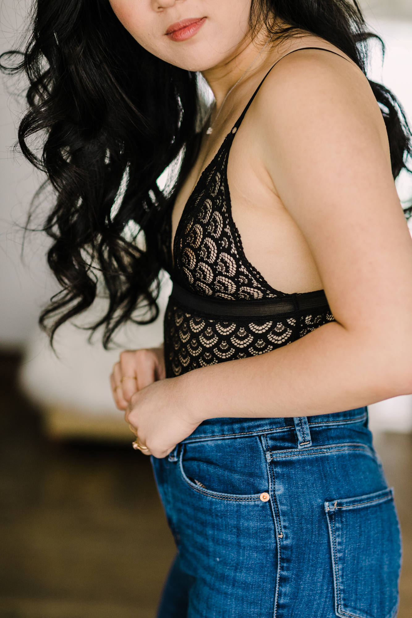 10 Boudoir Photography Outfit Ideas from Your Closet