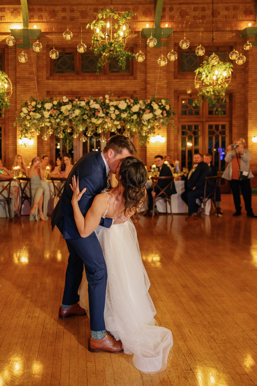 First dance photos at Cafe Brauer in Chicago